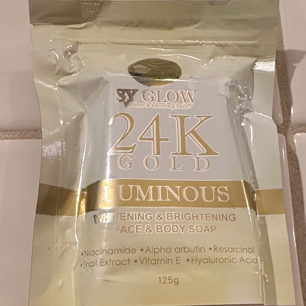 SY Glow 24K Gold Luminous Face & Body Soap